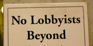 La formazione dei docenti: think tank, lobby e politica