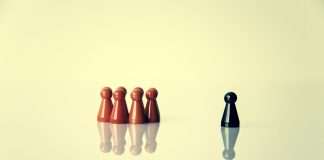 Ci mancava questa: il male della scuola sono i disabili