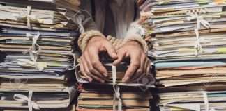 I nemici dell’università: burocrazia e affari